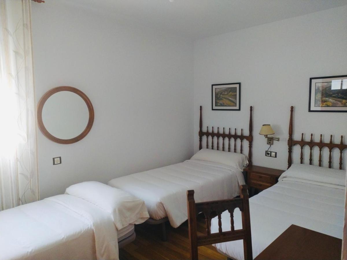 Hostal Pirineos Meliz Bielsa Esterno foto