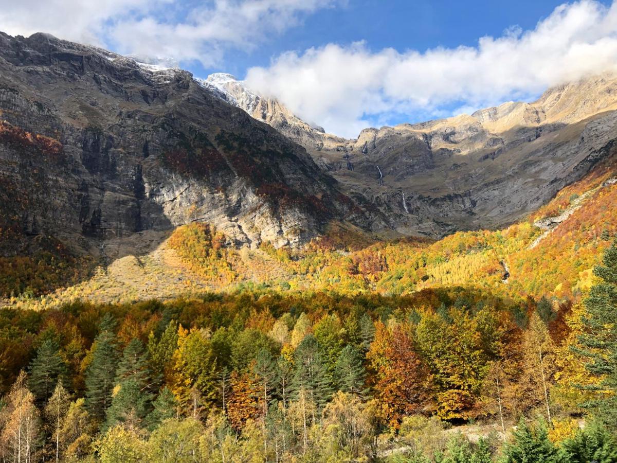 Hostal Pirineos Meliz Bielsa Esterno foto