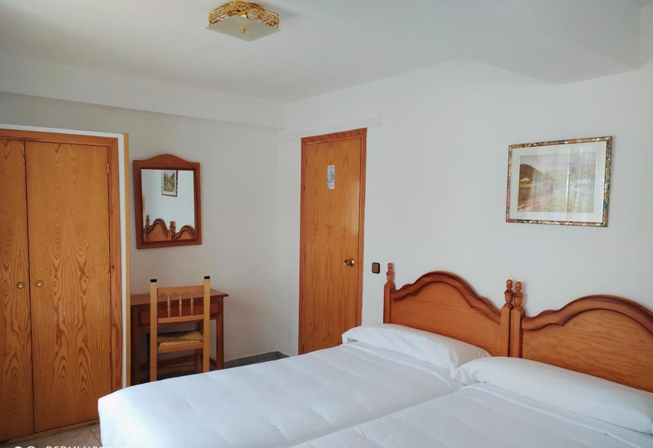 Hostal Pirineos Meliz Bielsa Esterno foto
